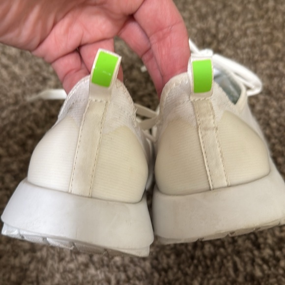 OOFOS Women's Athletic Shoes - White - Picture 2 of 6